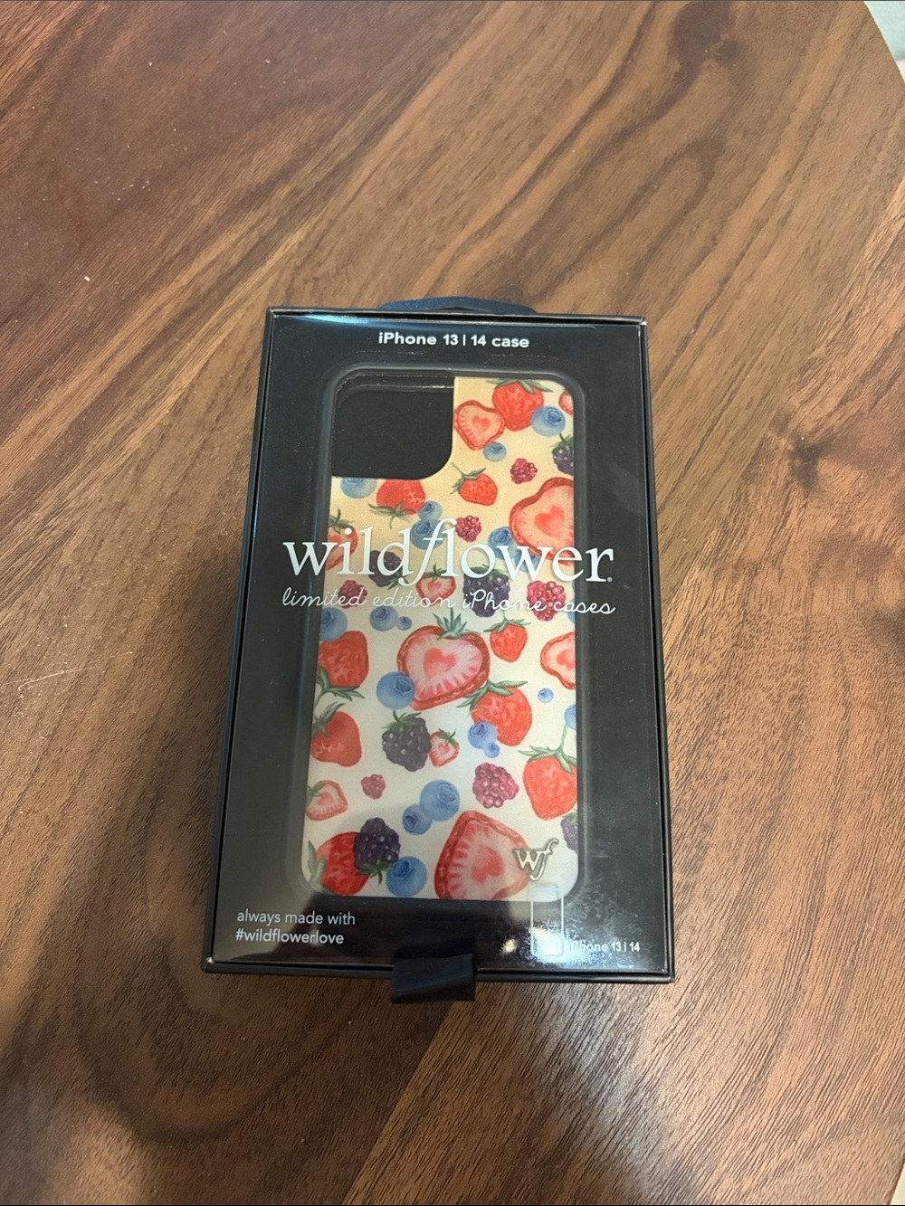 Berry Case - iPhone 13 or 14